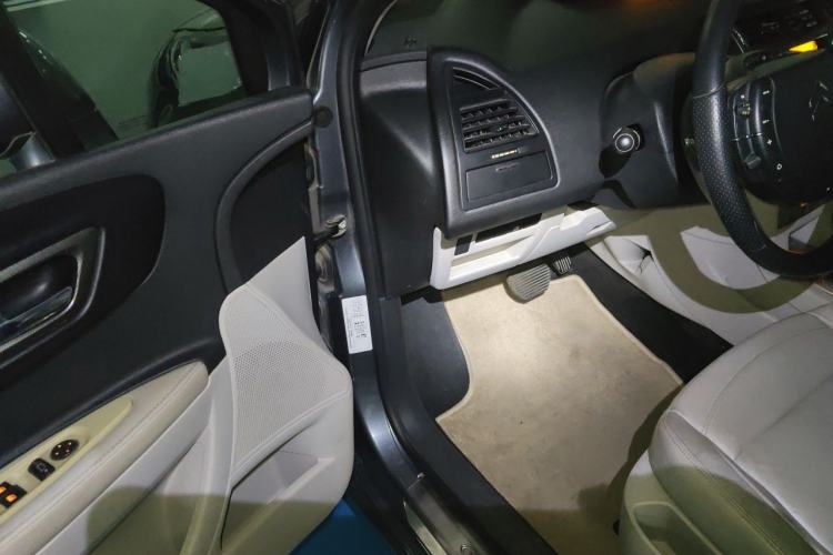 Used Citroen C-Quatre 2011 Sedan 1.6L Automatic Comfort Model Driver Seat