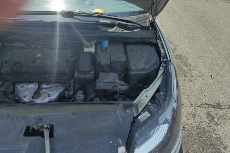 Used Citroen C-Quatre 2011 Sedan 1.6L Manual Fashion Edition Engine Bay Left