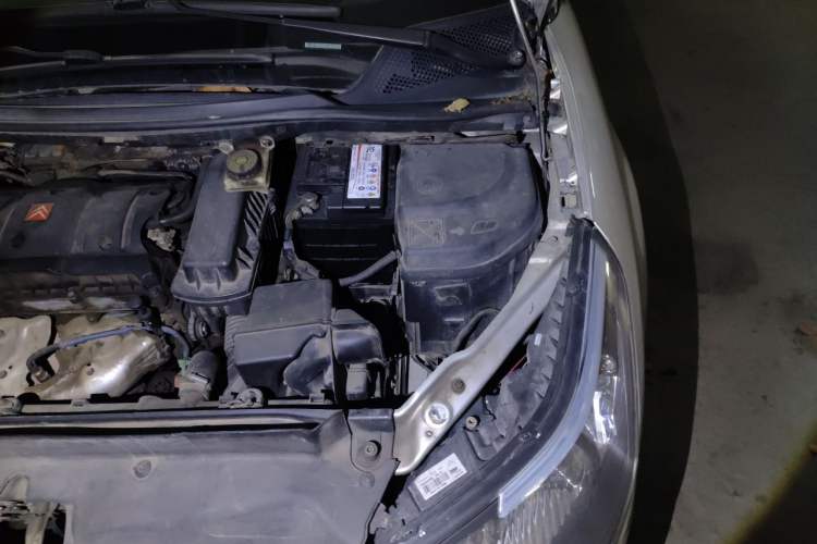 Used Citroen C-Quatre 2011 Sedan 1.6L Automatic Fashion Edition Engine Bay Left