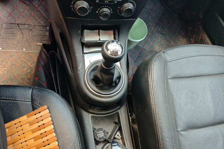 Used Citroen C-Quatre 2011 Sedan 1.6L Manual Fashion Edition Gear Lever