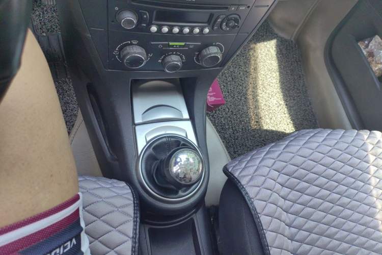 Used Citroen C-Quatre 2011 Sedan 1.6L Manual Fashion Edition Gear Lever