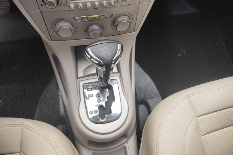 Used Citroen C-Quatre 2011 Sedan 1.6L Automatic Fashion Edition Gear Lever