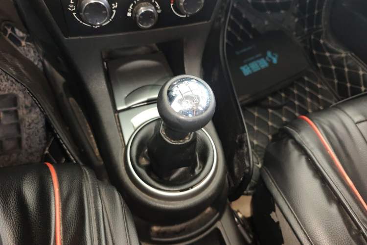 Used Citroen C-Quatre 2011 Sedan 1.6L Manual Fashion Edition Gear Lever
