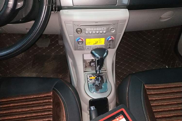 Used Citroen C-Quatre 2011 Sedan 1.6L Automatic Comfort Model Gear Lever
