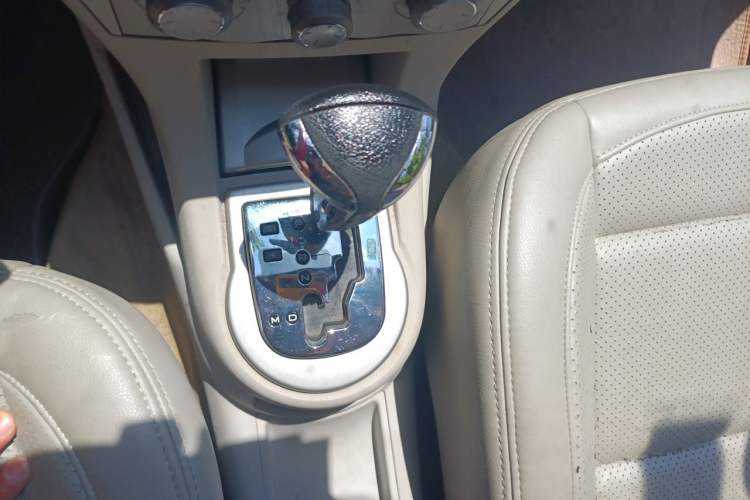 Used Citroen C-Quatre 2011 Sedan 1.6L Automatic Fashion Edition Gear Lever