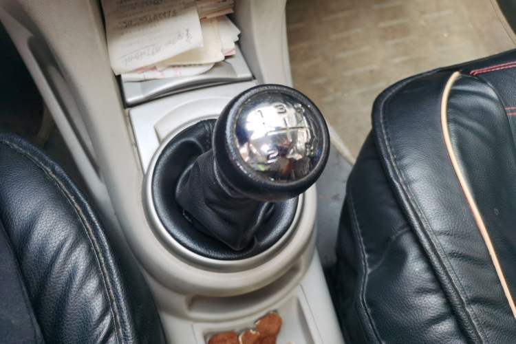 Used Citroen C-Quatre 2011 Sedan 1.6L Manual Fashion Edition Gear Lever