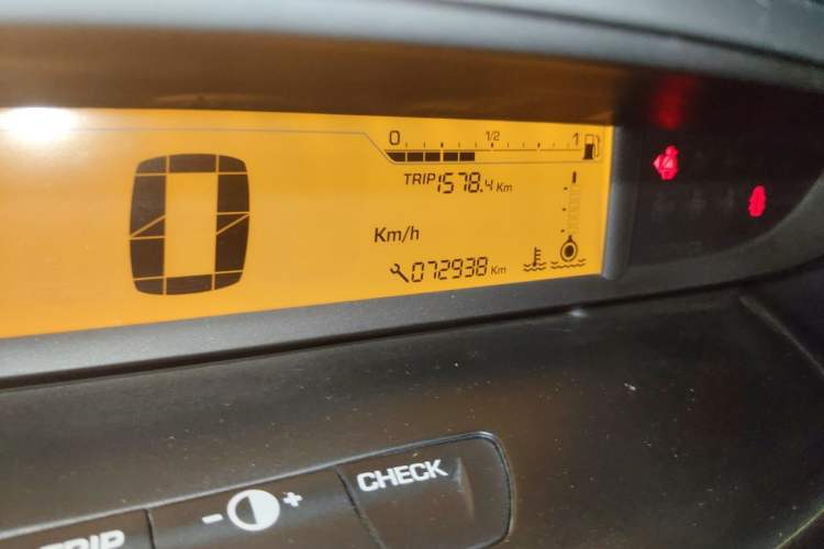 Used Citroen C-Quatre 2011 Sedan 1.6L Automatic Comfort Model Odometer Close Up