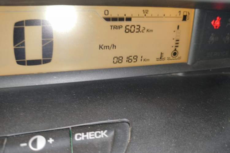 Used Citroen C-Quatre 2011 Sedan 1.6L Automatic Fashion Edition Odometer Close Up