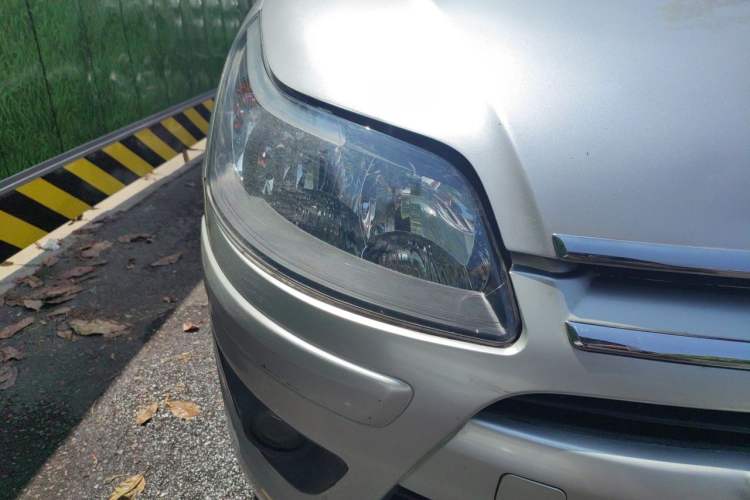 Used Citroen C-Quatre 2011 Sedan 1.6L Manual Fashion Edition Right Front Headlight