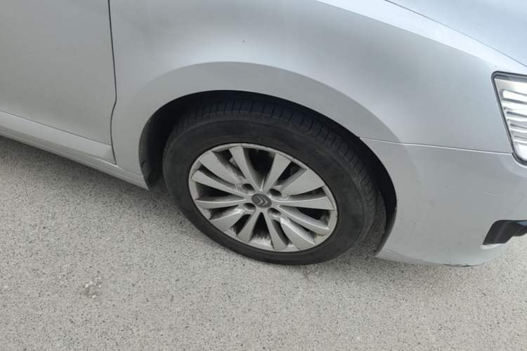 Used Citroen C-Quatre 2011 Sedan 1.6L Automatic Fashion Edition Right Front Wheel Hub