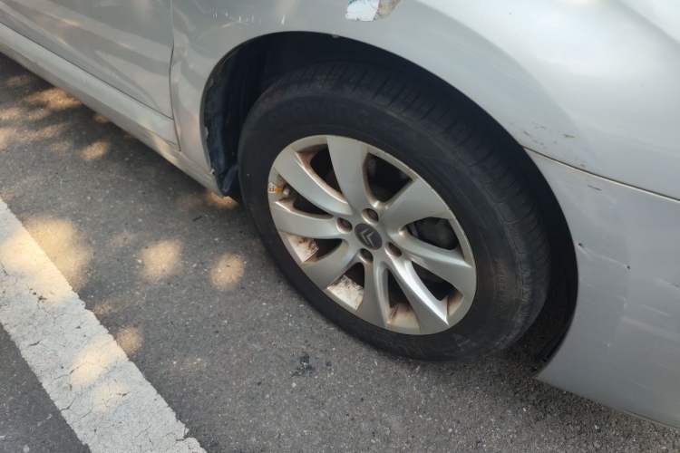 Used Citroen C-Quatre 2011 Sedan 1.6L Automatic Champion Edition Right Front Wheel Hub