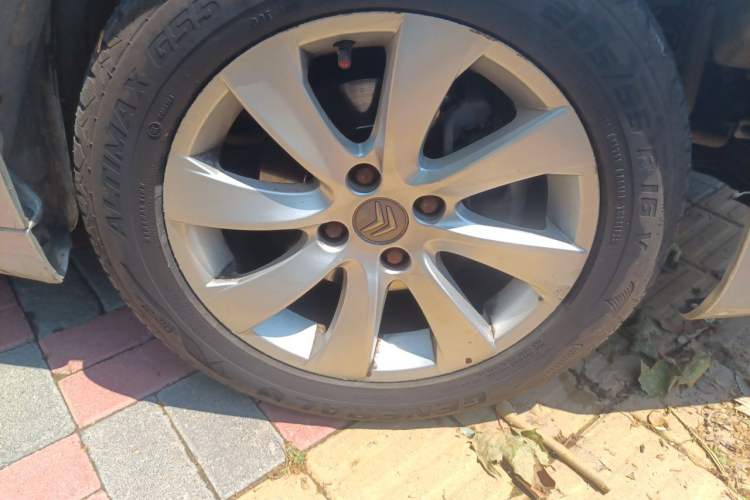 Used Citroen C-Quatre 2011 Sedan 1.6L Automatic Fashion Edition Right Front Wheel Hub