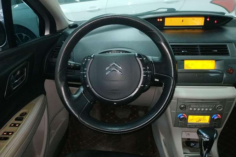 Used Citroen C-Quatre 2011 Sedan 1.6L Automatic Comfort Model Steering Wheel