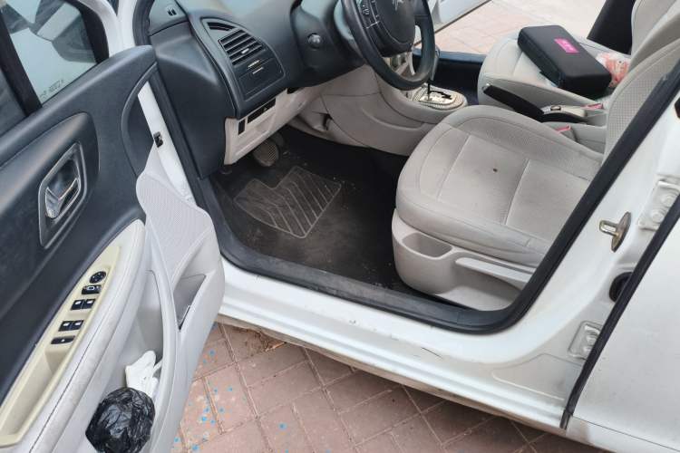 Used Citroen C-Quatre 2011 Sedan 1.6L Automatic Champion Edition Driver Seat