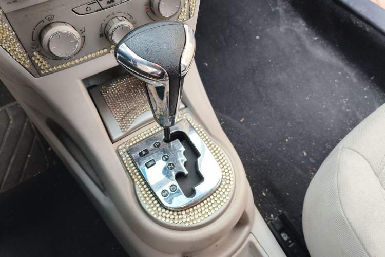 Used Citroen C-Quatre 2011 Sedan 1.6L Automatic Champion Edition Gear Lever