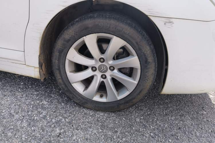 Used Citroen C-Quatre 2011 Sedan 1.6L Automatic Champion Edition Right Front Wheel Hub