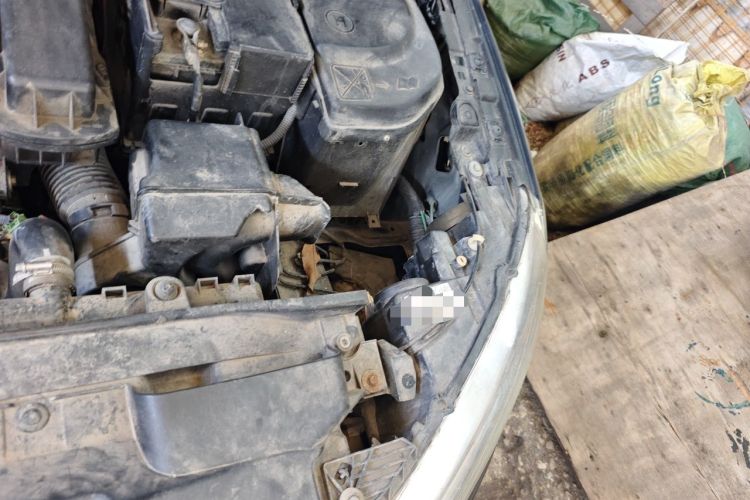 Used Citroen C-Quatre 2012 Sedan 1.6L Manual Prestige Model Engine Bay Left