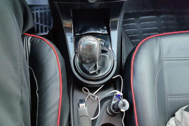 Used Citroen C-Quatre 2012 Sedan 1.6L Manual Prestige Model Gear Lever