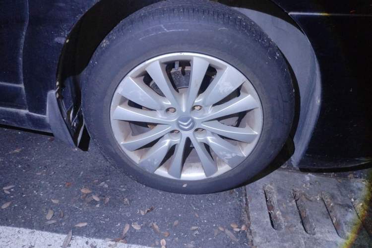Used Citroen C-Quatre 2012 Sedan 1.6L Manual Enjoyment Model Right Front Wheel Hub