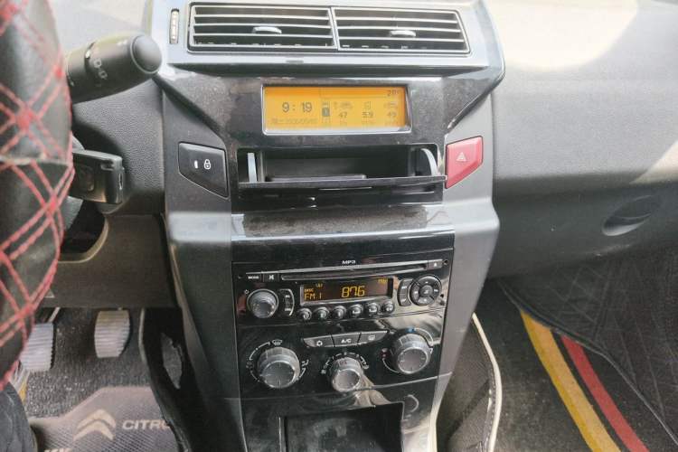 Used Citroen C-Quatre 2012 Hatchback 1.6L Manual LeShang Model Audio And AC Panel