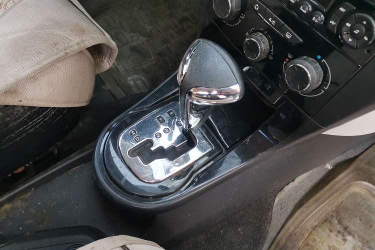 Used Citroen C-Quatre 2012 Hatchback 1.6L Automatic LeShang Model Gear Lever