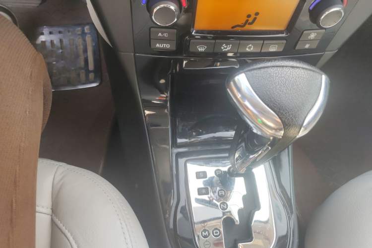 Used Citroen C-Quatre 2012 Hatchback 1.6L Automatic Enjoyment Model Gear Lever