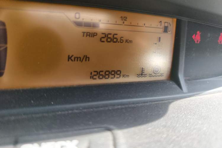 Used Citroen C-Quatre 2012 Hatchback 1.6L Manual LeShang Model Odometer Close Up