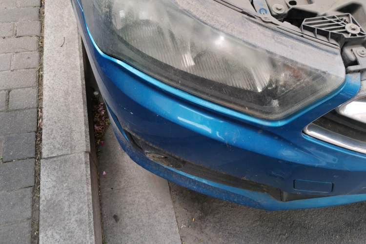 Used Citroen C-Quatre 2012 Hatchback 1.6L Automatic LeShang Model Right Front Headlight
