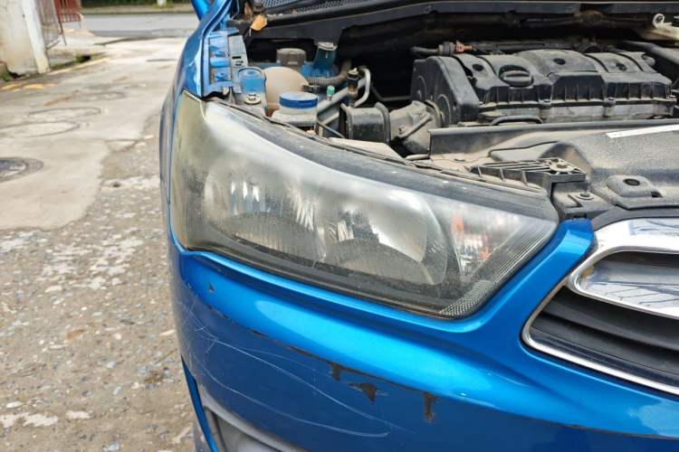 Used Citroen C-Quatre 2012 Hatchback 1.6L Manual LeShang Model Right Front Headlight
