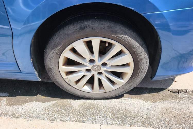 Used Citroen C-Quatre 2012 Hatchback 1.6L Manual LeShang Model Right Front Wheel Hub