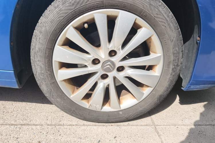 Used Citroen C-Quatre 2012 Hatchback 1.6L Manual LeShang Model Right Front Wheel Hub