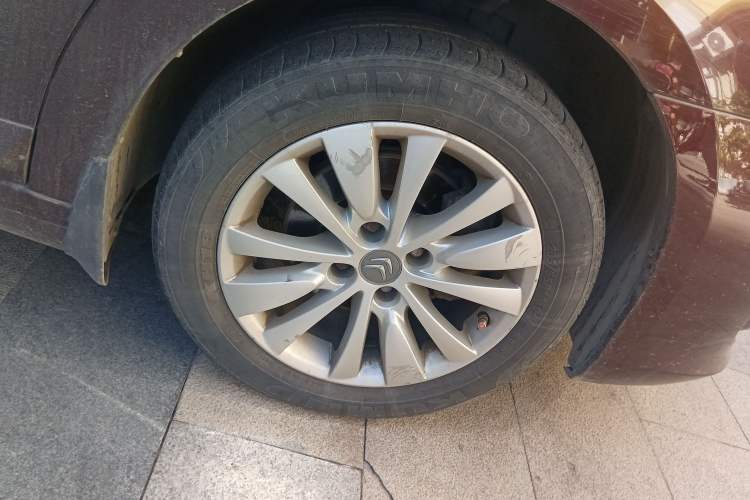 Used Citroen C-Quatre 2012 Sedan 1.6L Automatic Prestige Model Right Front Wheel Hub