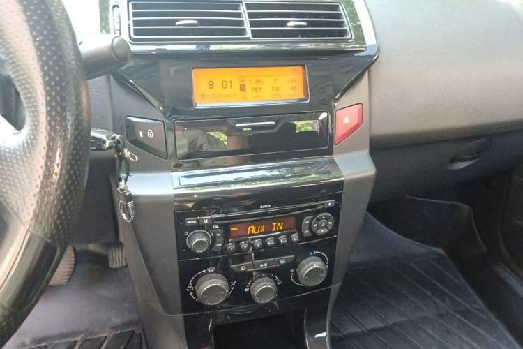 Used Citroen C-Quatre 2012 Sedan 1.6L Manual Prestige Model Audio And AC Panel