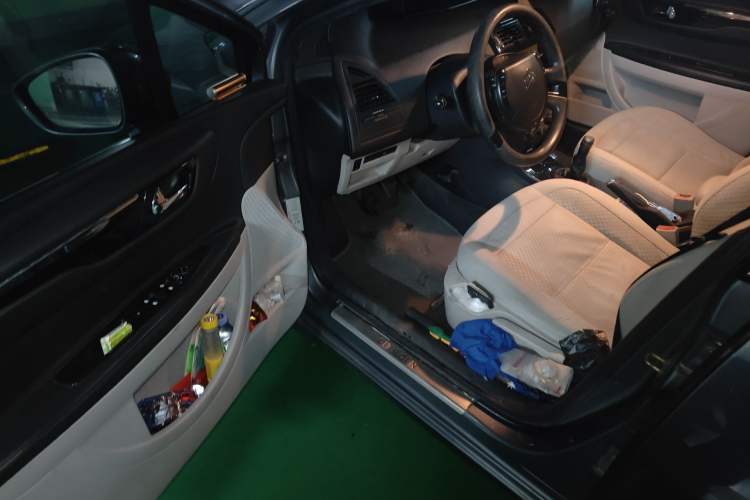 Used Citroen C-Quatre 2012 Sedan 2.0L Manual - Joyful Edition Driver Seat