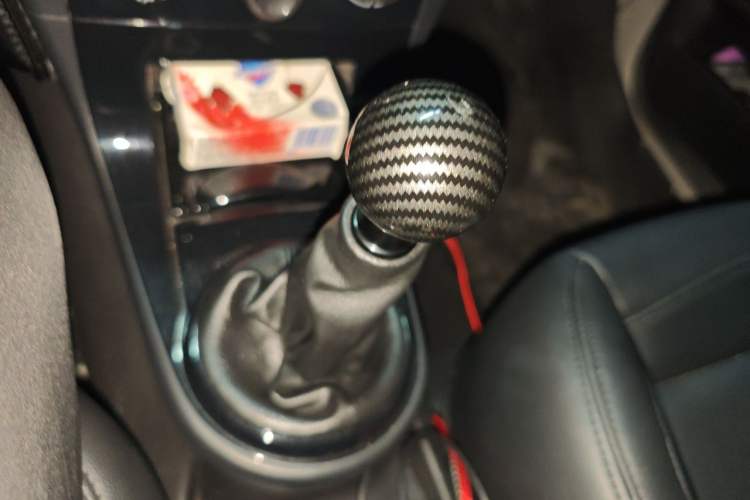 Used Citroen C-Quatre 2012 Sedan 2.0L Manual - Joyful Edition Gear Lever