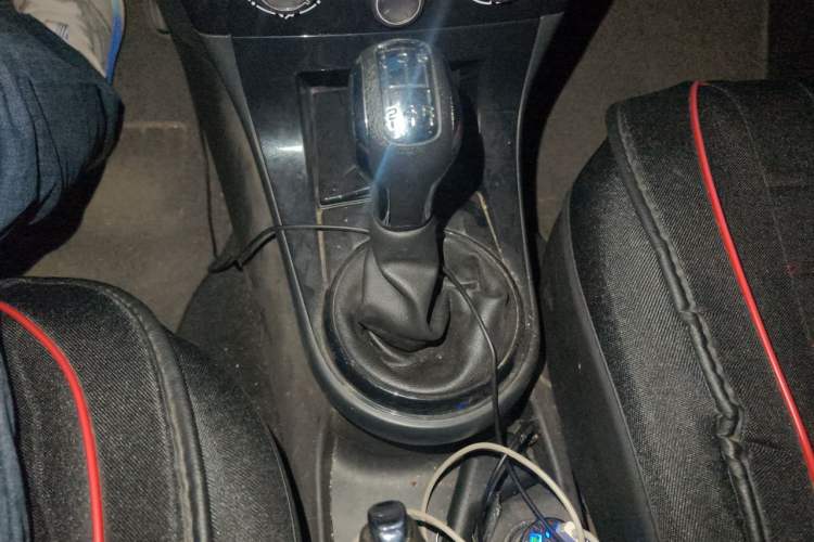 Used Citroen C-Quatre 2012 Sedan 1.6L Manual Prestige Model Gear Lever