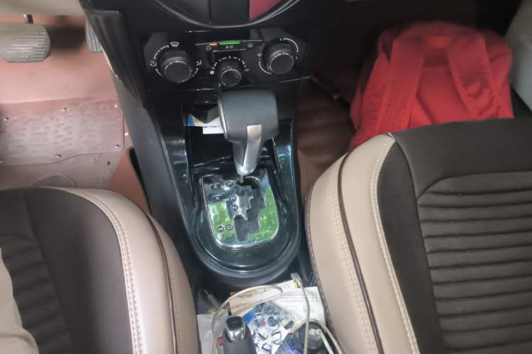 Used Citroen C-Quatre 2012 Sedan 1.6L Automatic Prestige Model Gear Lever