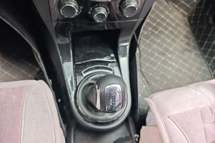 Used Citroen C-Quatre 2012 Sedan 1.6L Manual Prestige Model Gear Lever