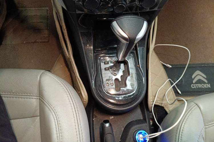 Used Citroen C-Quatre 2012 Sedan 1.6L Automatic Prestige Model Gear Lever