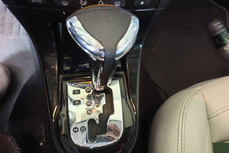 Used Citroen C-Quatre 2012 Sedan 1.6L Automatic Enjoyment Model Gear Lever