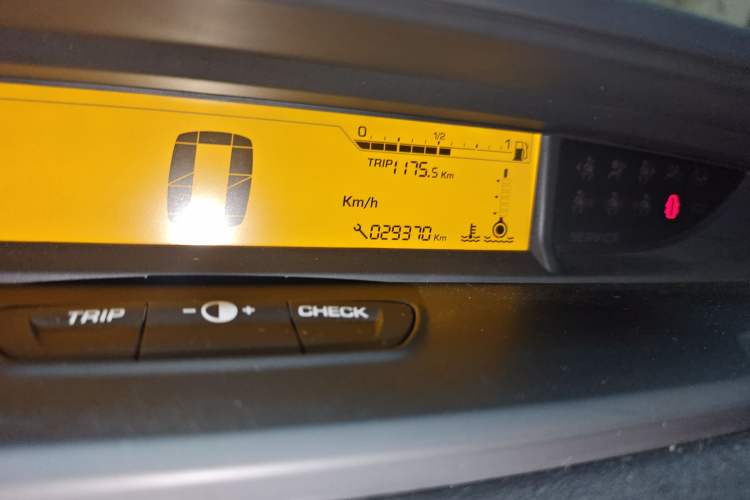 Used Citroen C-Quatre 2012 Sedan 2.0L Manual - Joyful Edition Odometer Close Up