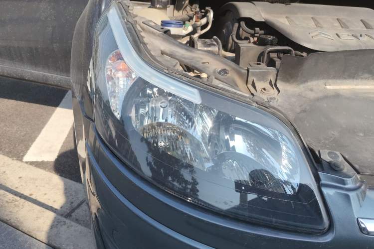 Used Citroen C-Quatre 2012 Sedan 2.0L Automatic Joyful Model Right Front Headlight