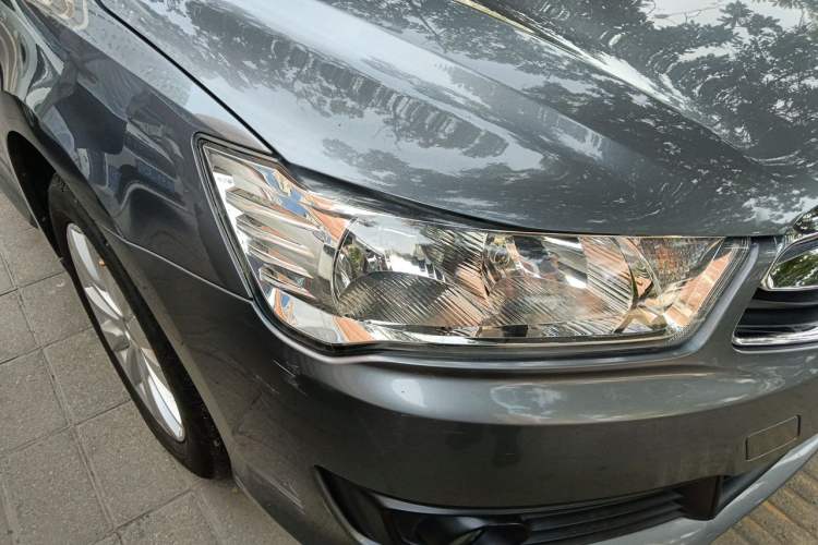 Used Citroen C-Quatre 2012 Sedan 1.6L Manual Prestige Model Right Front Headlight