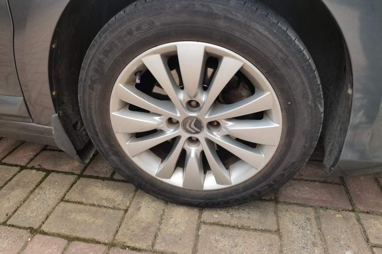 Used Citroen C-Quatre 2012 Sedan 1.6L Automatic Prestige Model Right Front Wheel Hub
