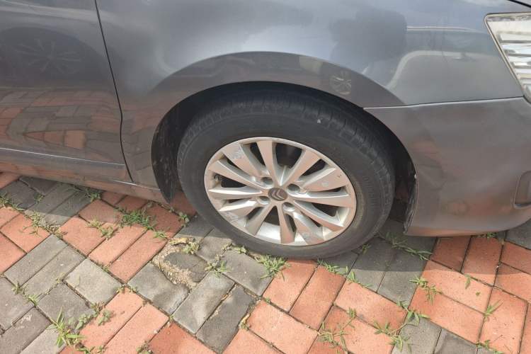 Used Citroen C-Quatre 2012 Sedan 1.6L Manual Prestige Model Right Front Wheel Hub