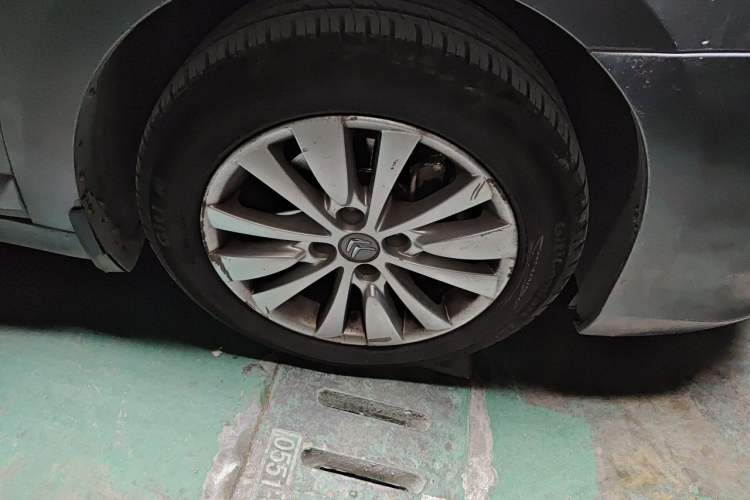Used Citroen C-Quatre 2012 Sedan 1.6L Automatic Prestige Model Right Front Wheel Hub