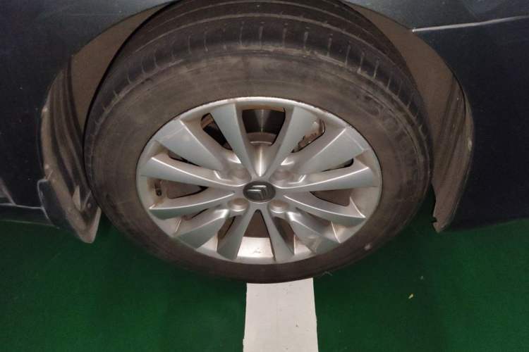 Used Citroen C-Quatre 2012 Sedan 1.6L Automatic Prestige Model Right Front Wheel Hub