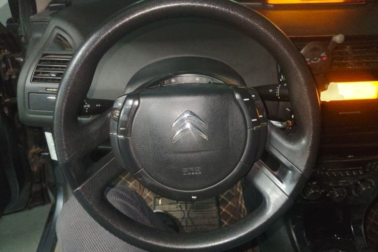 Used Citroen C-Quatre 2012 Sedan 1.6L Manual Prestige Model Steering Wheel