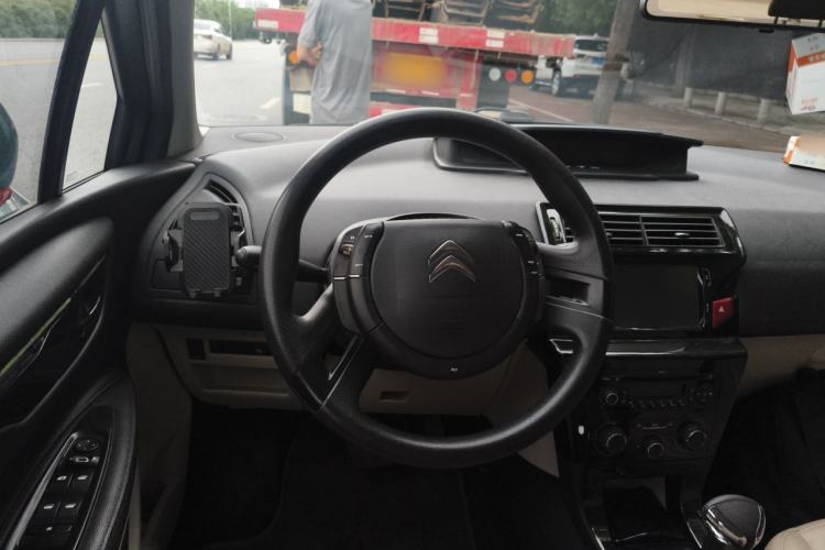 Used Citroen C-Quatre 2012 Sedan 1.6L Automatic Prestige Model Steering Wheel