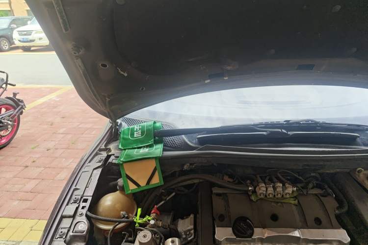 Used Citroen C-Quatre 2012 Sedan 1.6L Manual Prestige Model Engine Bay Right